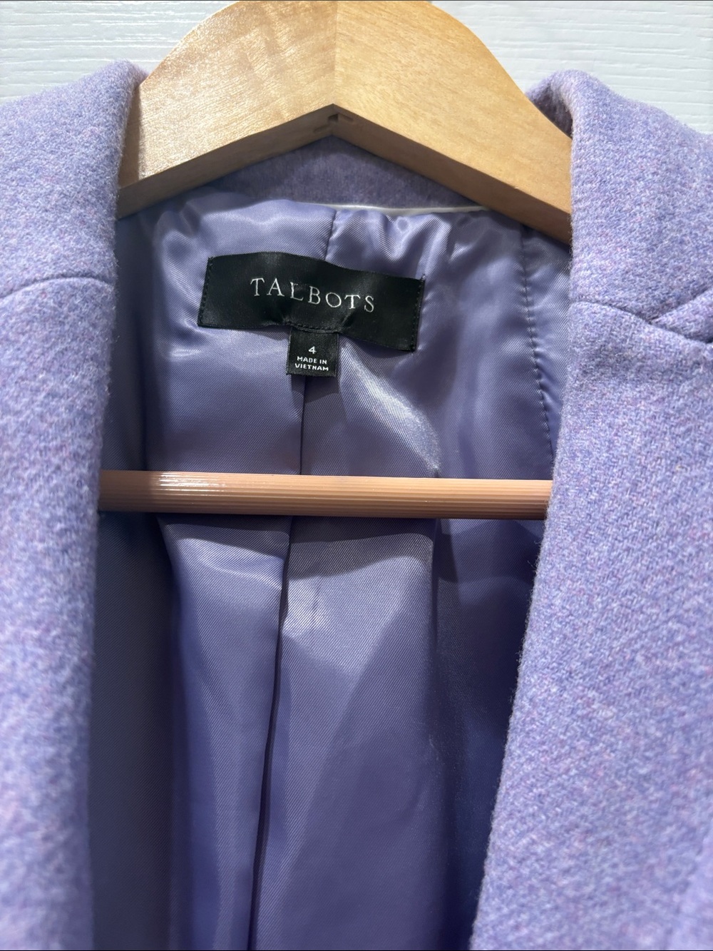 TALBOTS WOOL BLAZER- size 4 - Picture 3 of 6